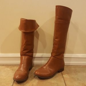 Ladies boots